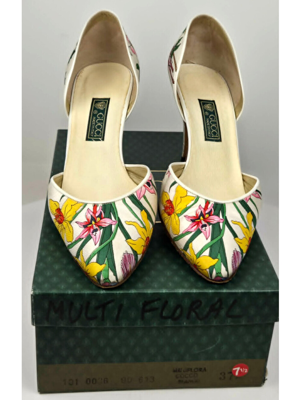 Vintage Gucci Flora Pumps 37.5 7.5 Floral Heels 1980s Italy w Box - Picture 3 of 16